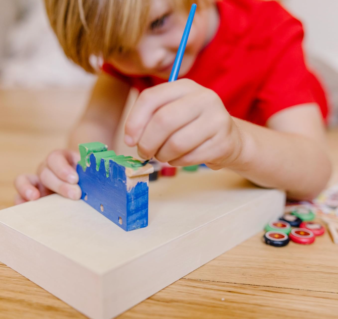 Melissa & Doug - Decora a tu Gusto, Tren