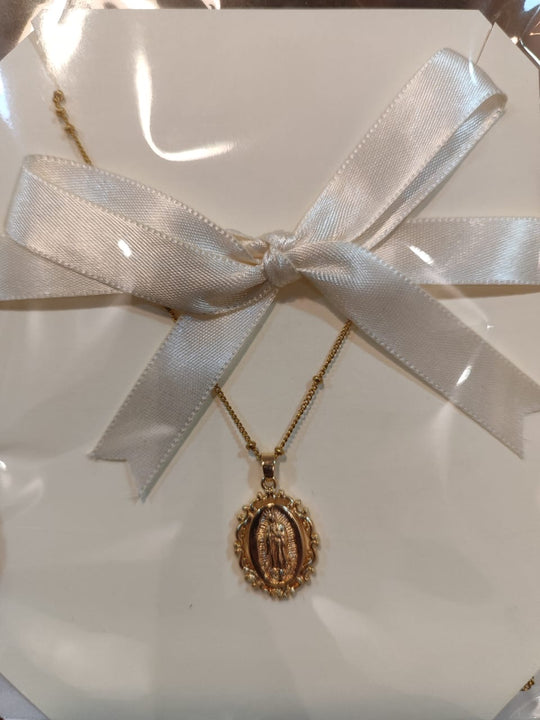 Collar Virgen de Guadalupe - chapa de oro 14k
