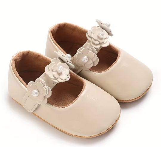 Zapato Niña Florecitas Beige